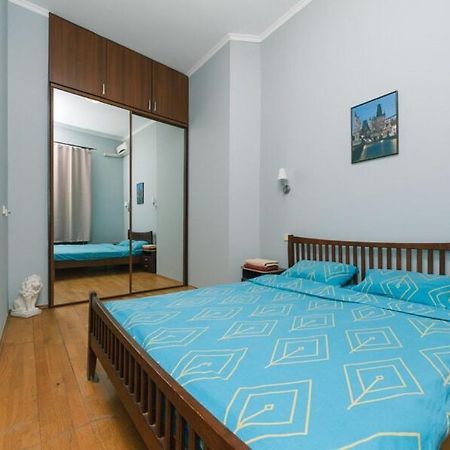 Apartments In Center Metro Olimpiyskay Velyka Vaselkivska Street Kiew Exterior foto